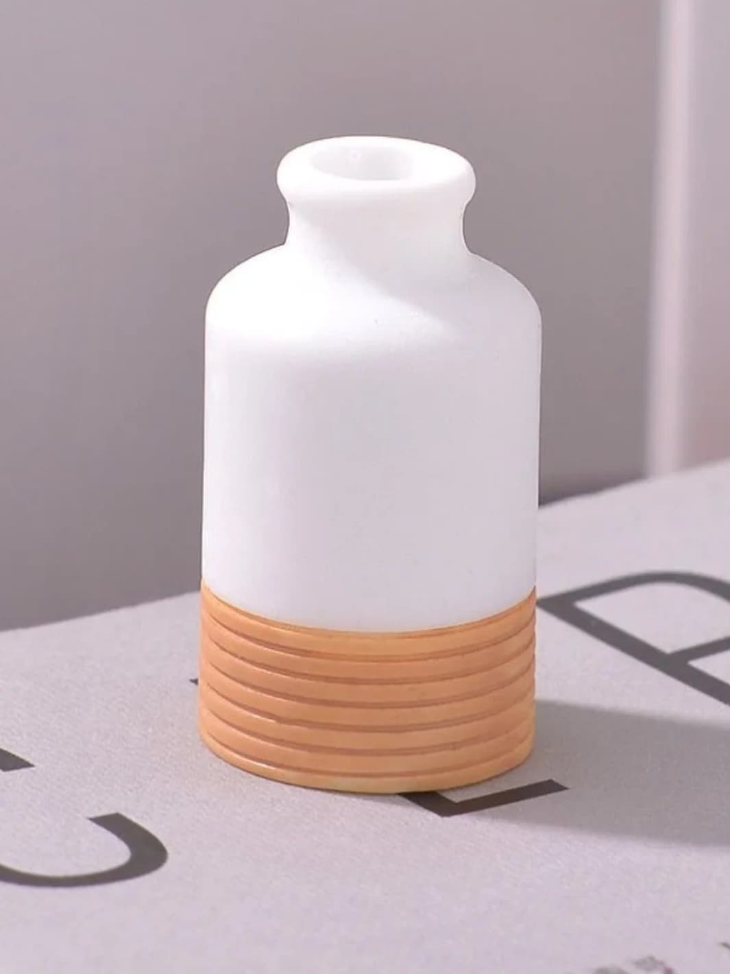Vase | Miniature artisanal en résine bicolore