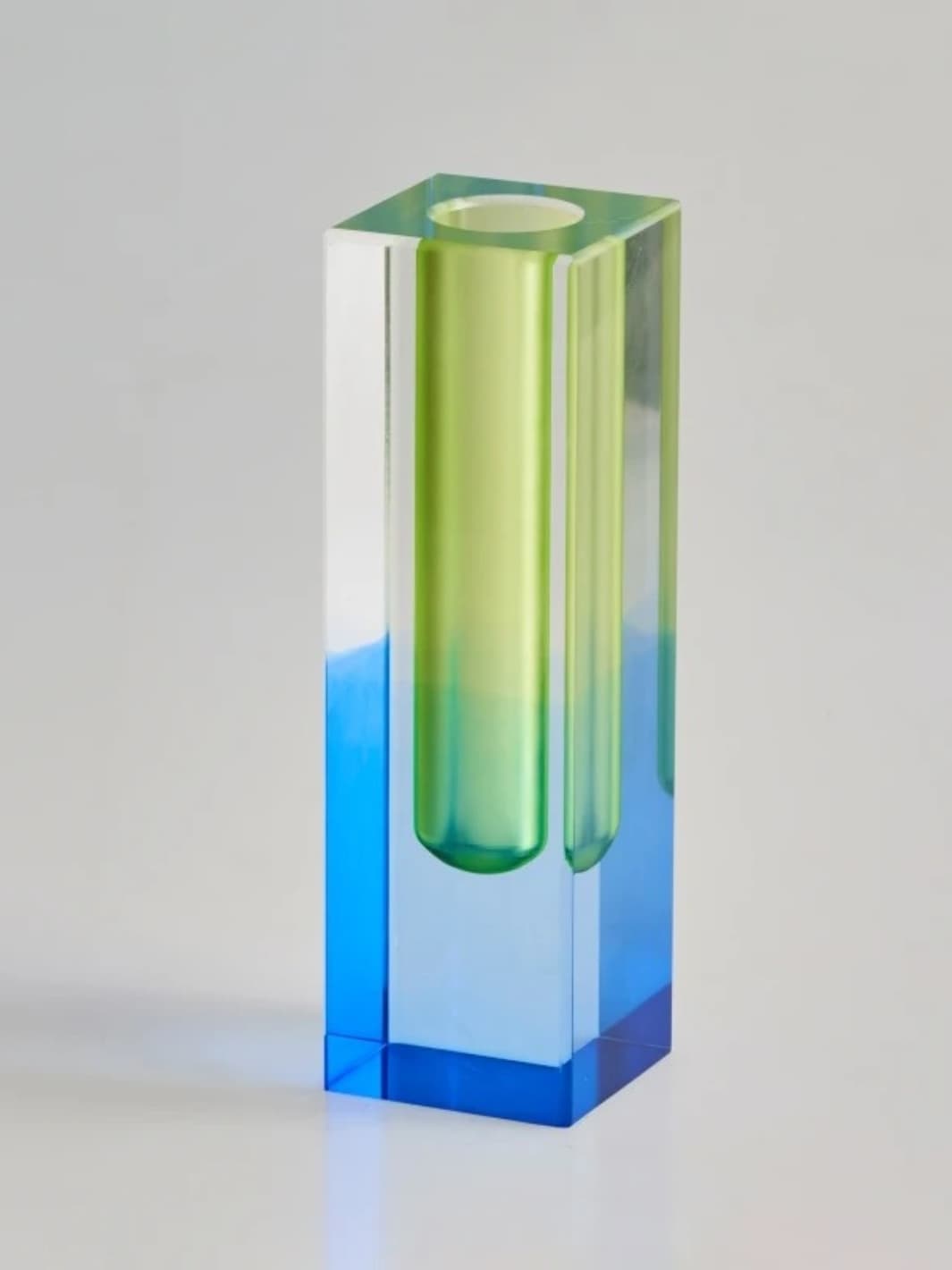 Vase | Acrylique design multicolore façon cristal nordique