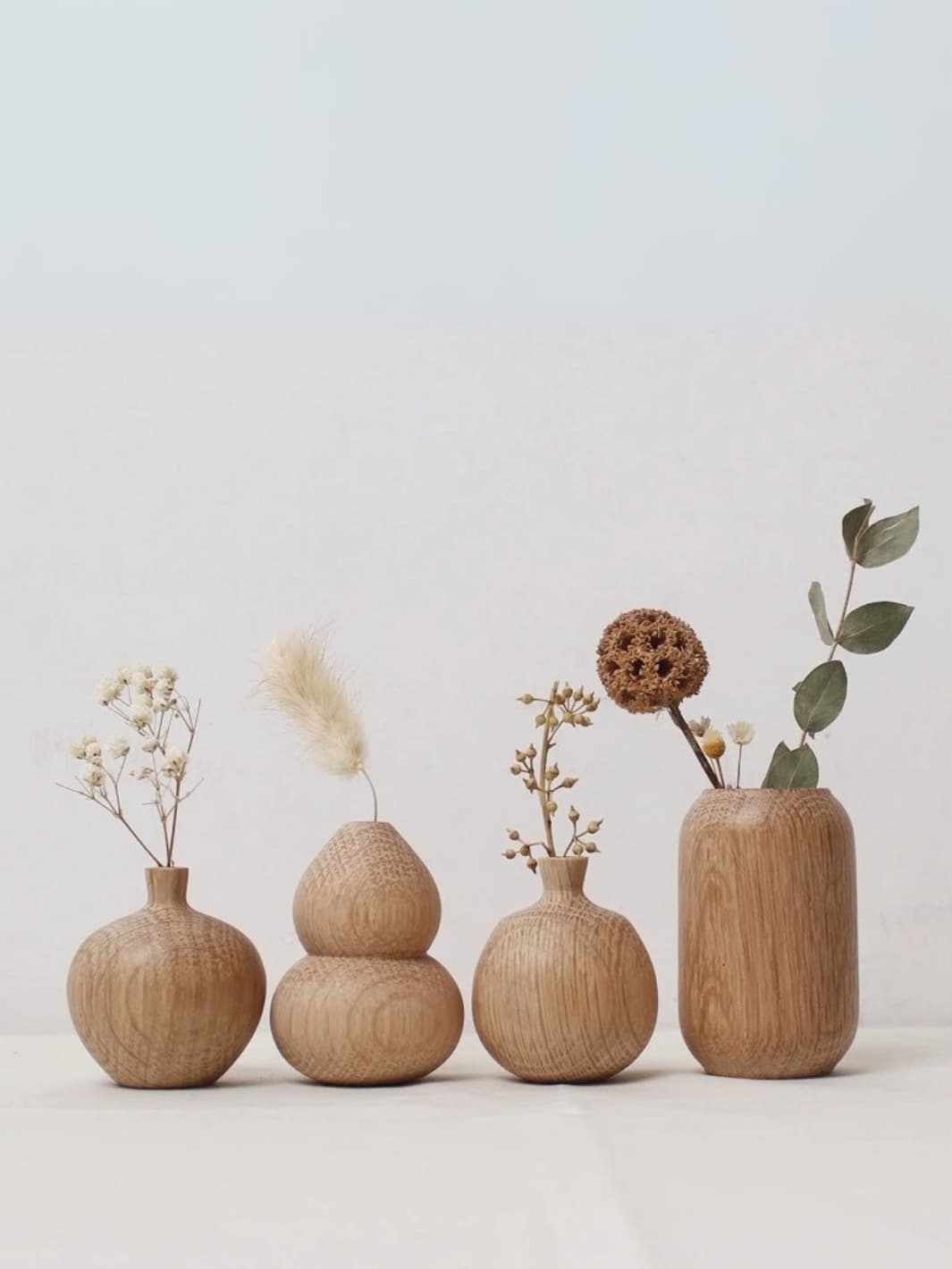 Vase | Soliflore boule en bois naturel sculpté