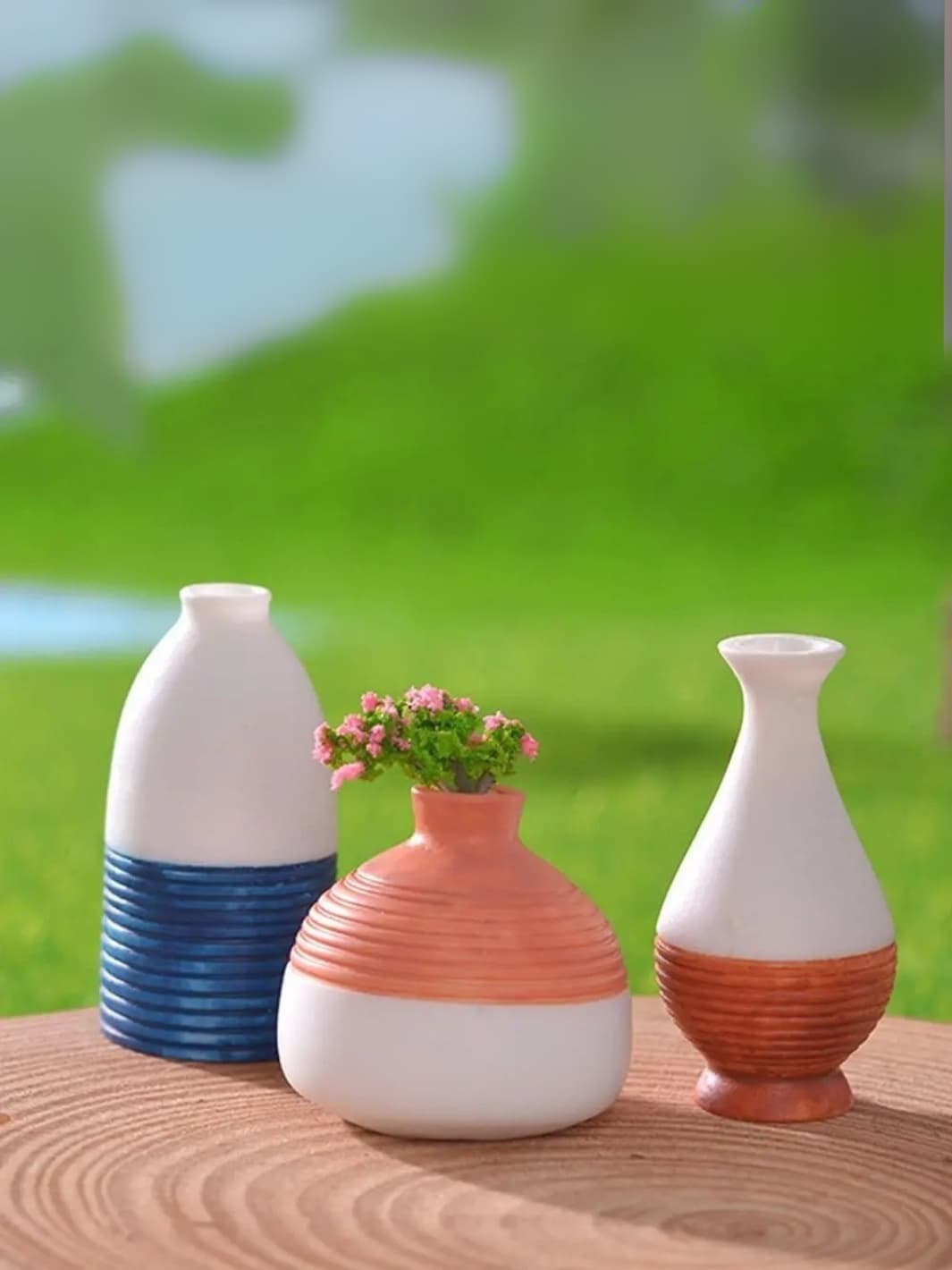 Vase | Miniature artisanal en résine bicolore