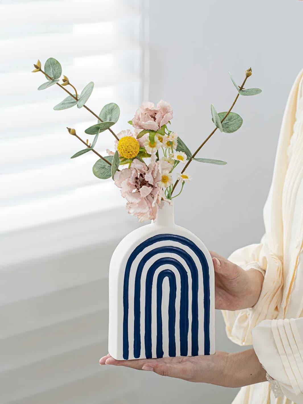 Vase | Petit totem graphique bleu et blanc