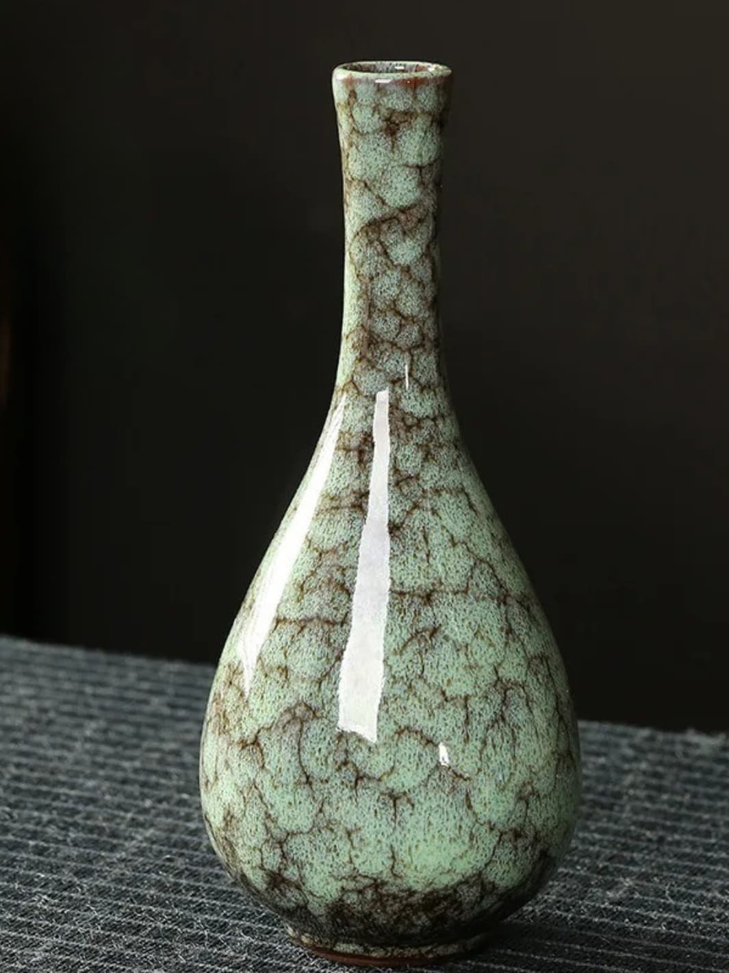 Vase | Col long en céramique d’inspiration japonaise