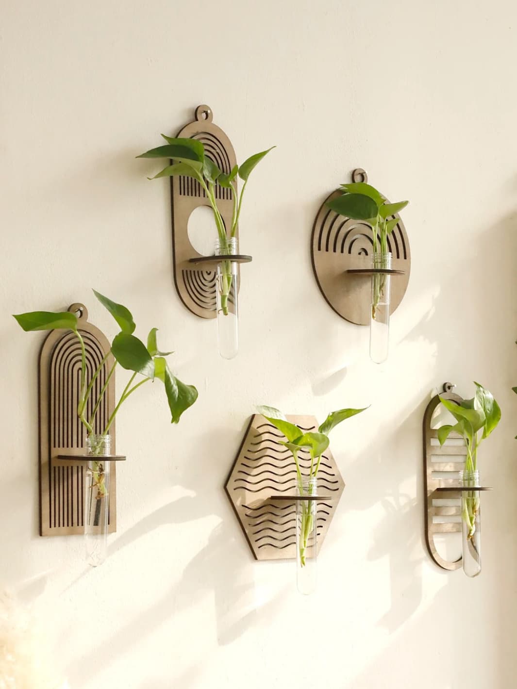 Vase | Tube mural en bois design