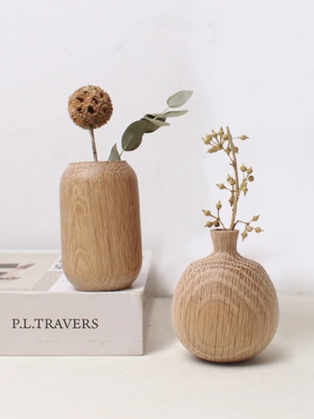 Vase | Soliflore boule en bois naturel sculpté
