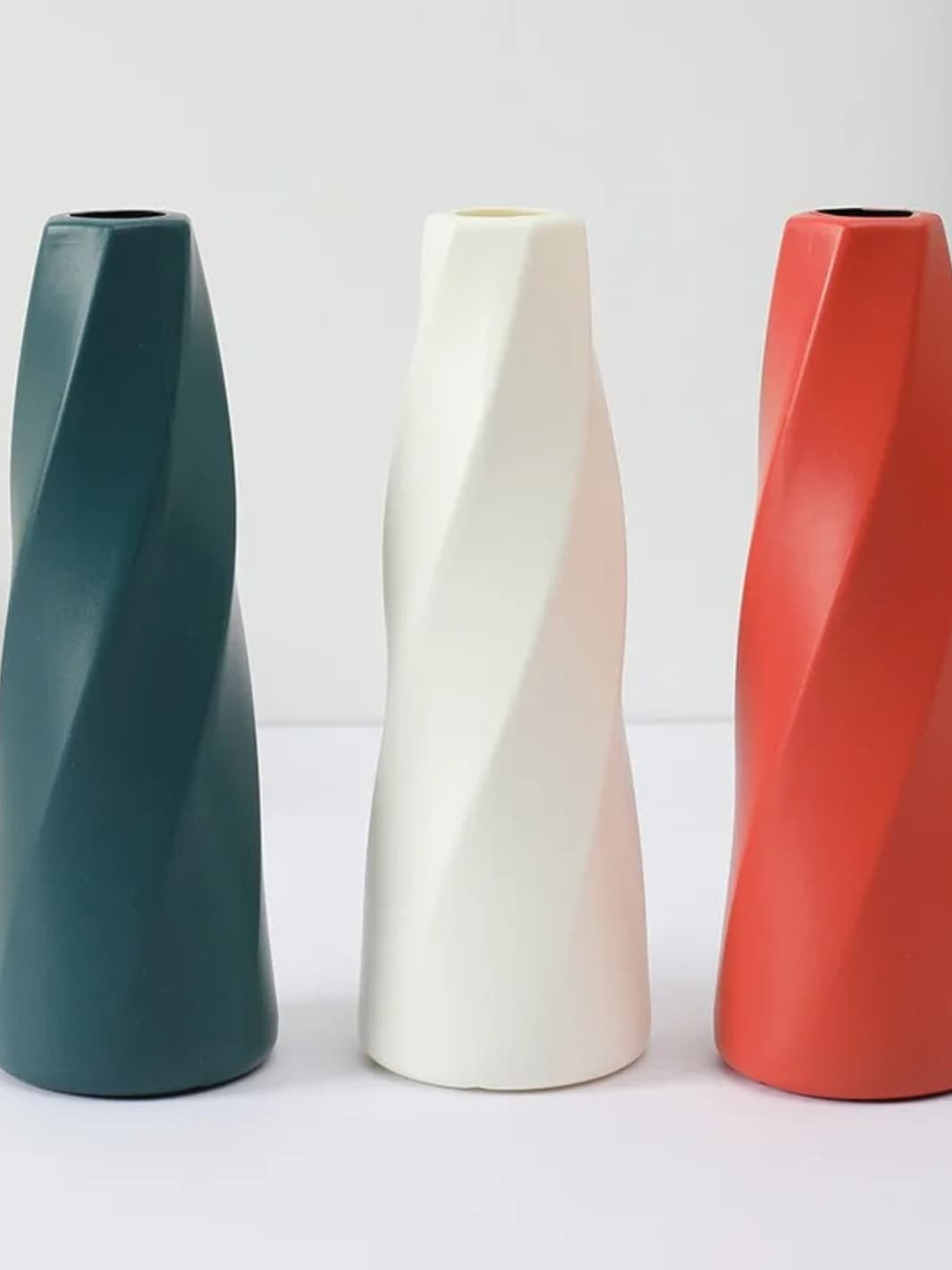 Vase | Pot torsadé moderne