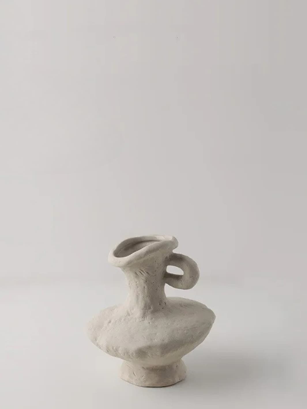 Vase | Mini cruche artisanale en céramique blanche