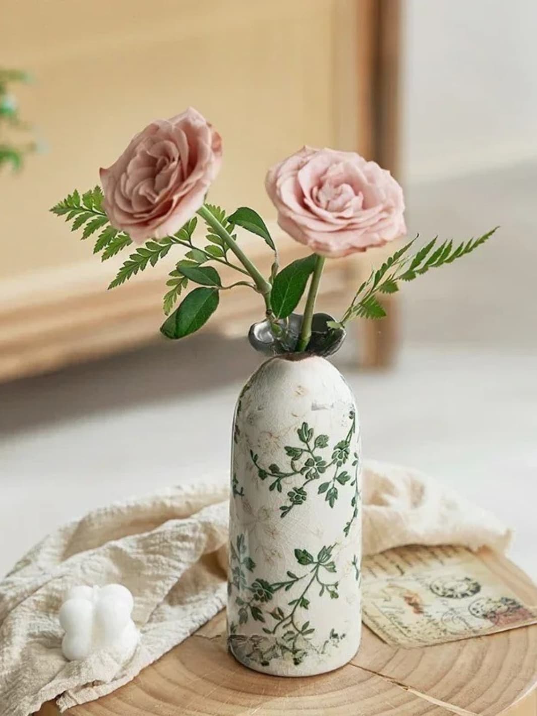 Vase | Motif fleuri pastoral en céramique vintage
