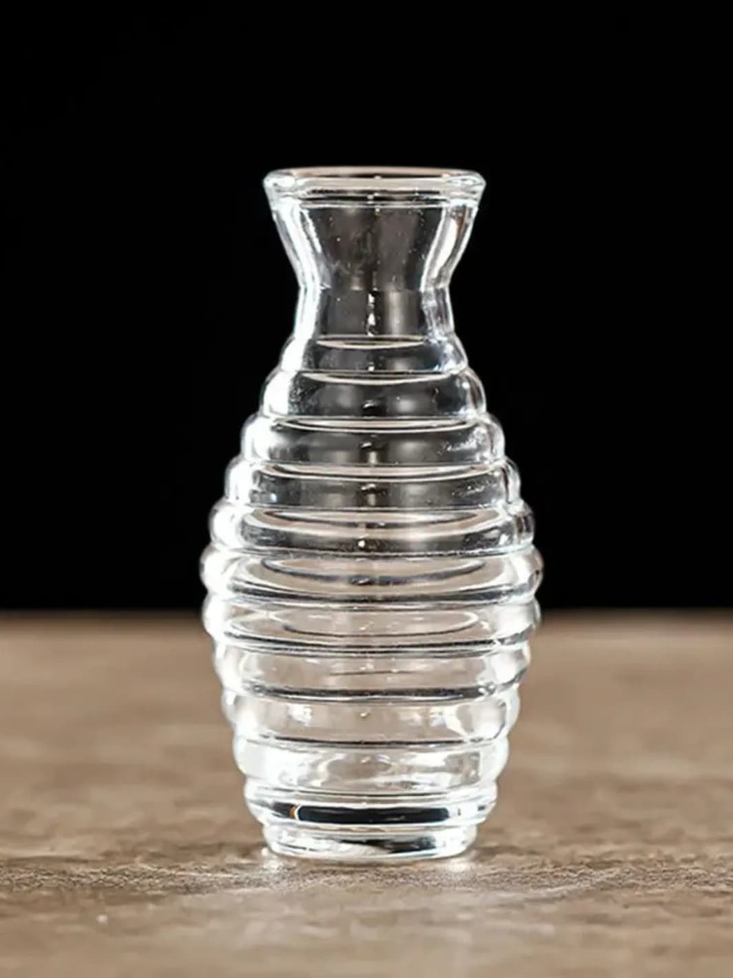 Vase | Fiole rétro gravée en verre transparent